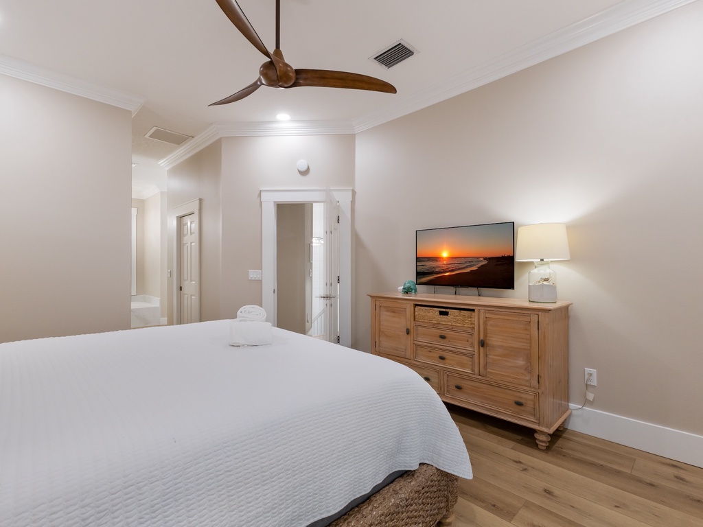 Primary Bedroom, King