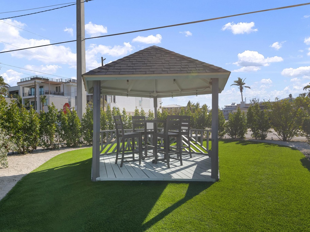 Shore's Nice- AMI Accommodations