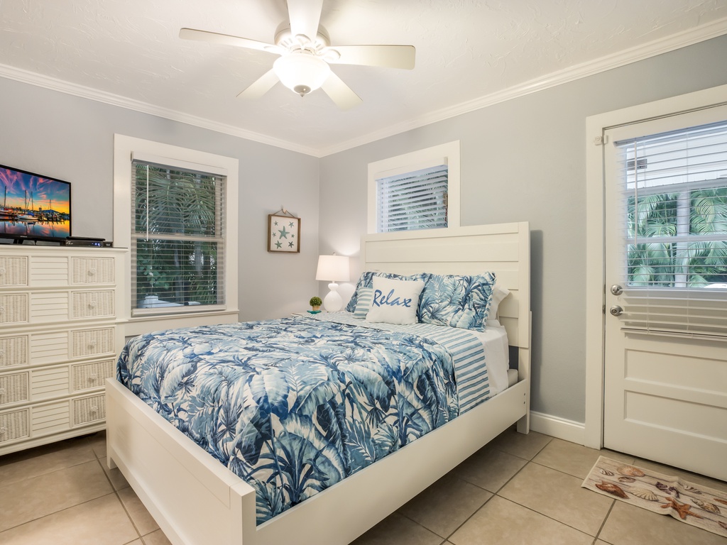 Additional Bedroom-Queen