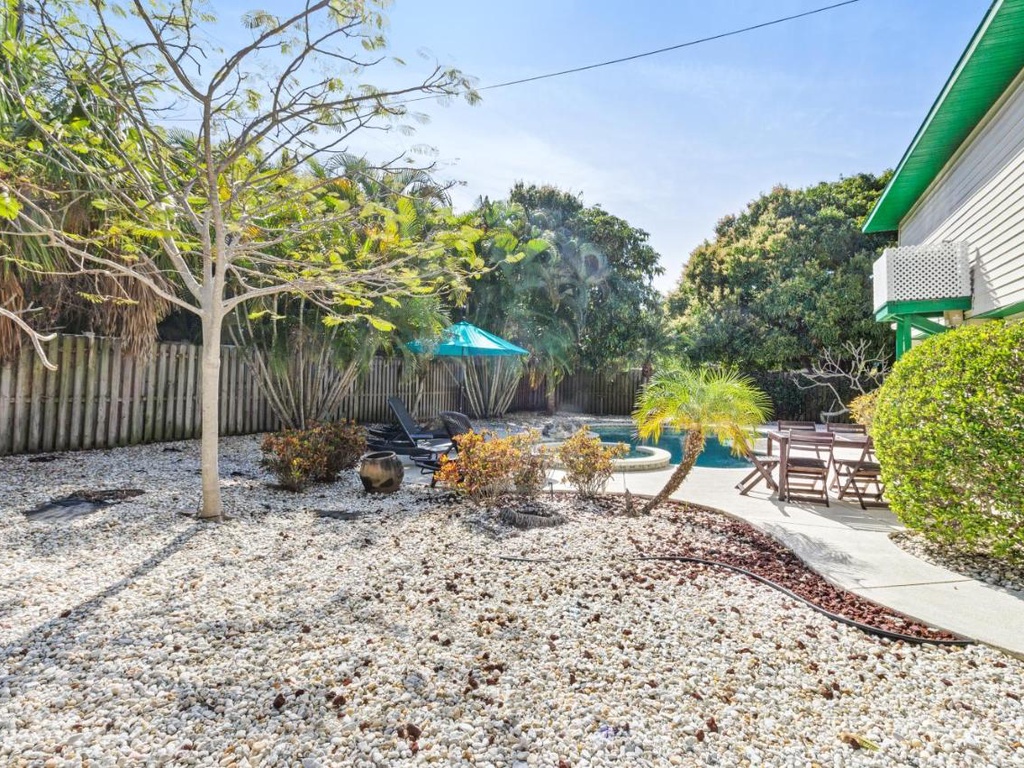 Mangoes on Magnolia-AMI Accommodations