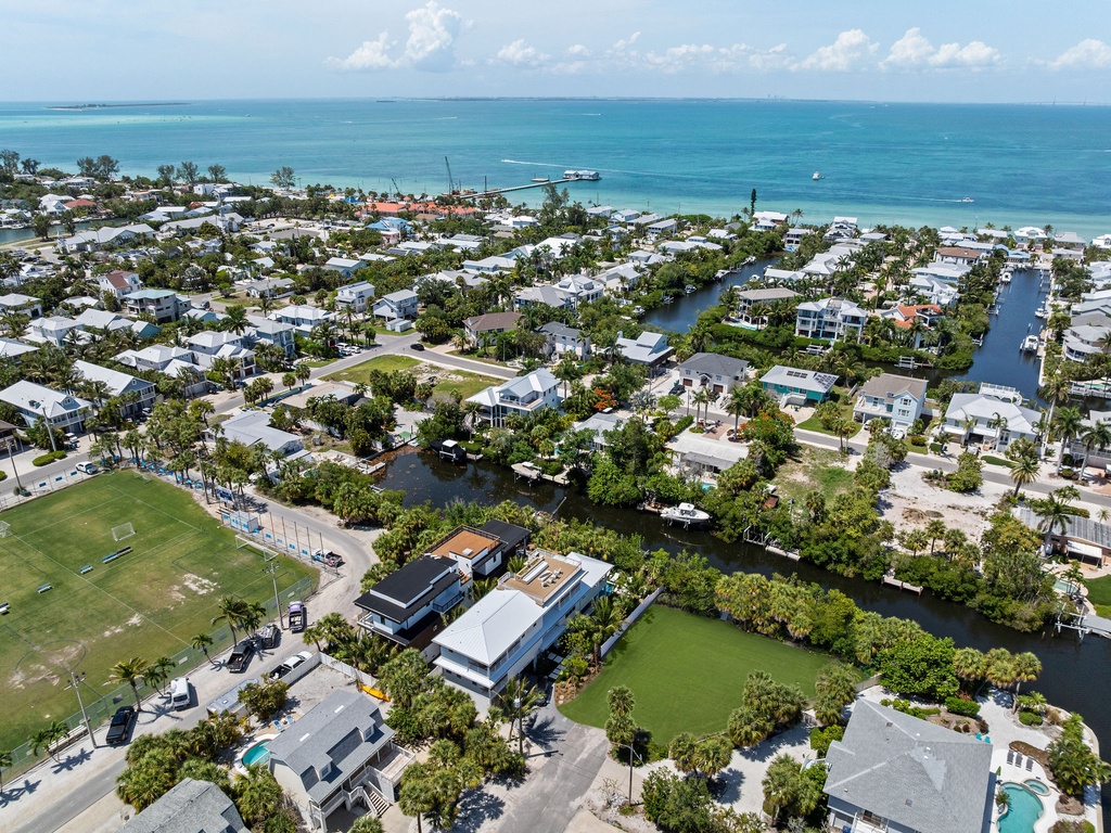 Ariel View - Hardin Hideaway by AMI Locals