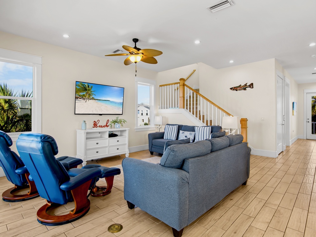 Bright Living Area with Cozy Seating