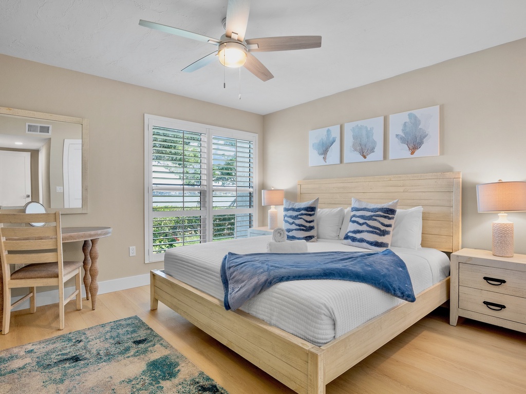 Primary Bedroom, King bed