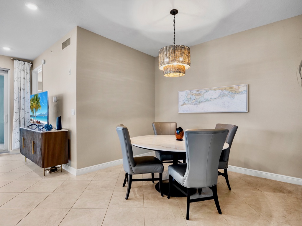 Dining Area with Seating