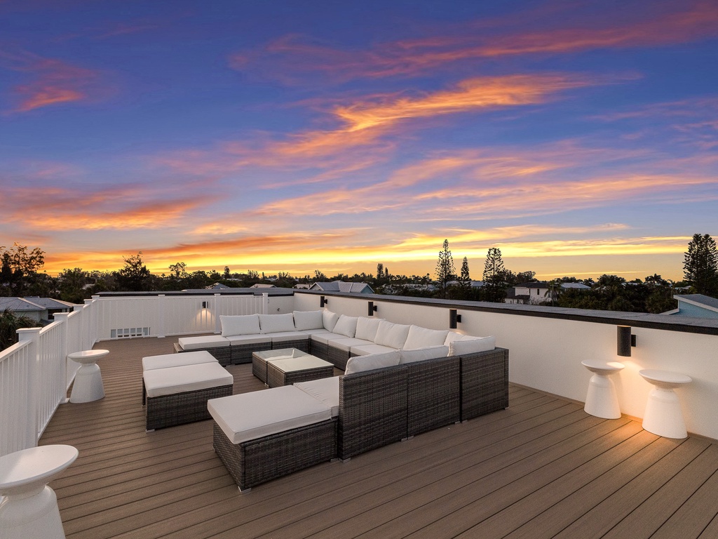 Roof Top Deck