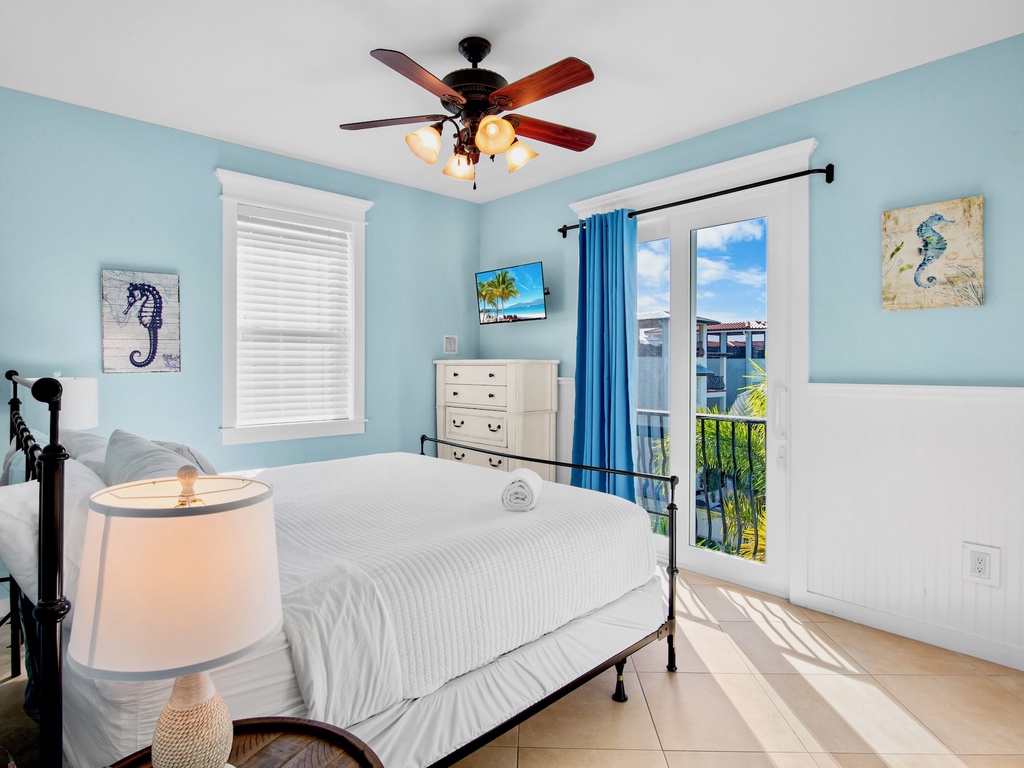 Second Bedroom, King