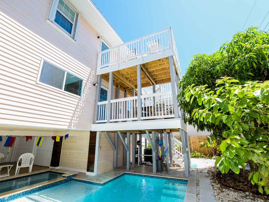 The Deckhouse - AMI Locals