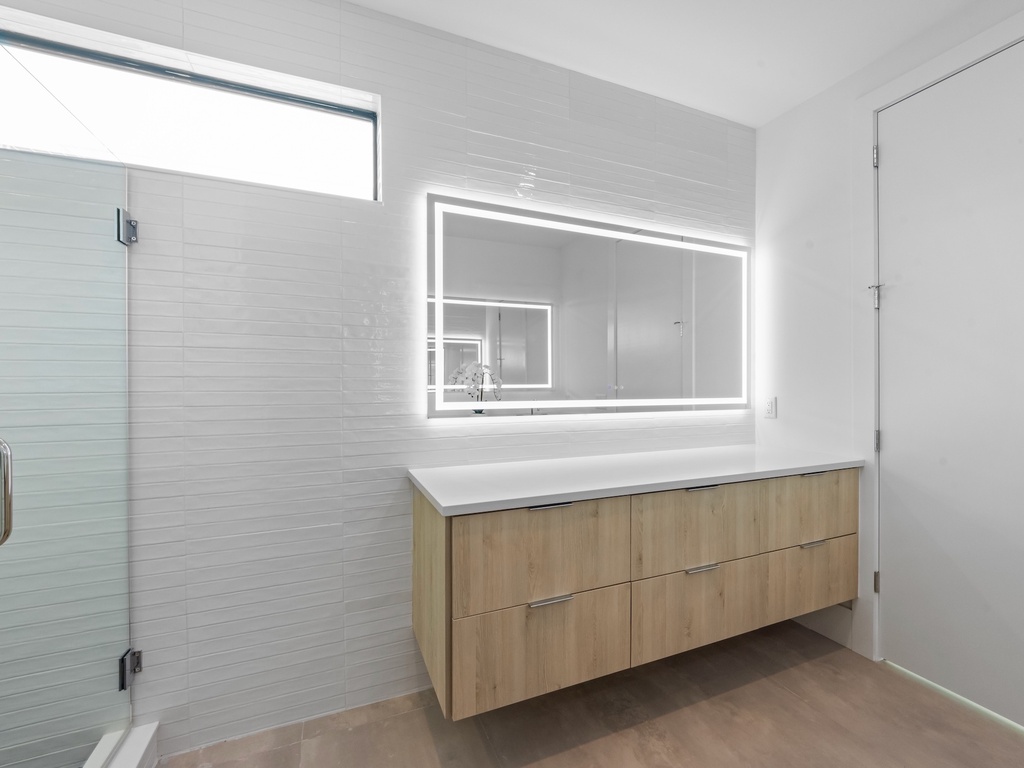 Primary Bathroom, Ensuite