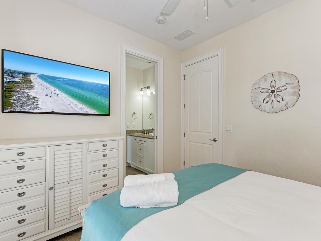 Coral Castle - Anna Maria Island Locals