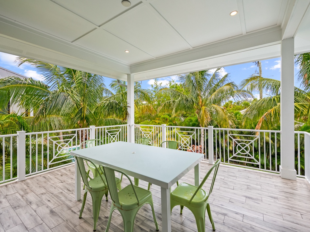 Balcony Dining Area