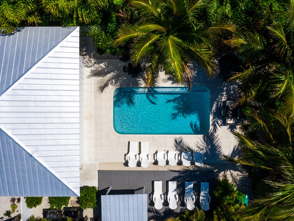 Bay Breezes at Bayside Bungalow by AMI Locals