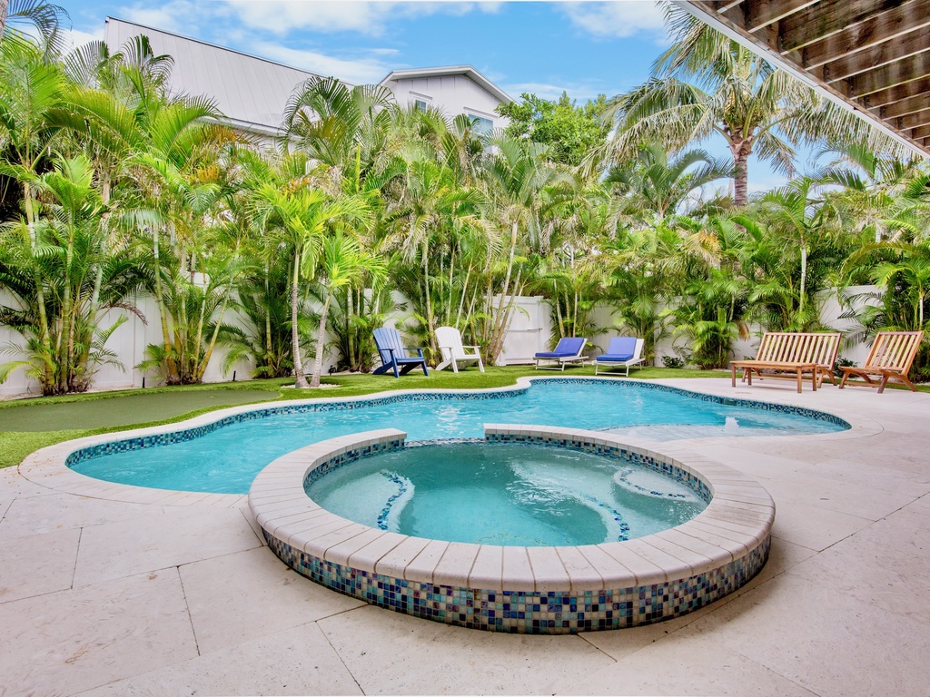 Private Pool and Hot Tub
