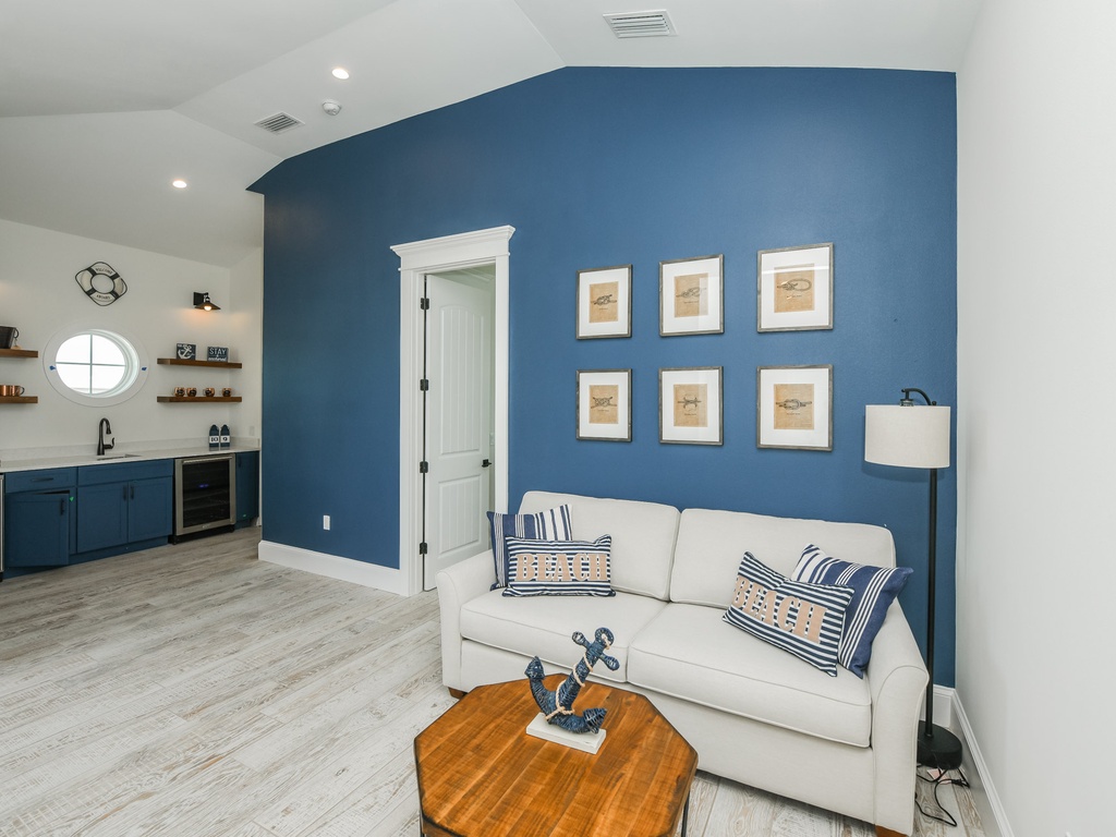 Lounge and Beverage Area - 3rd Floor