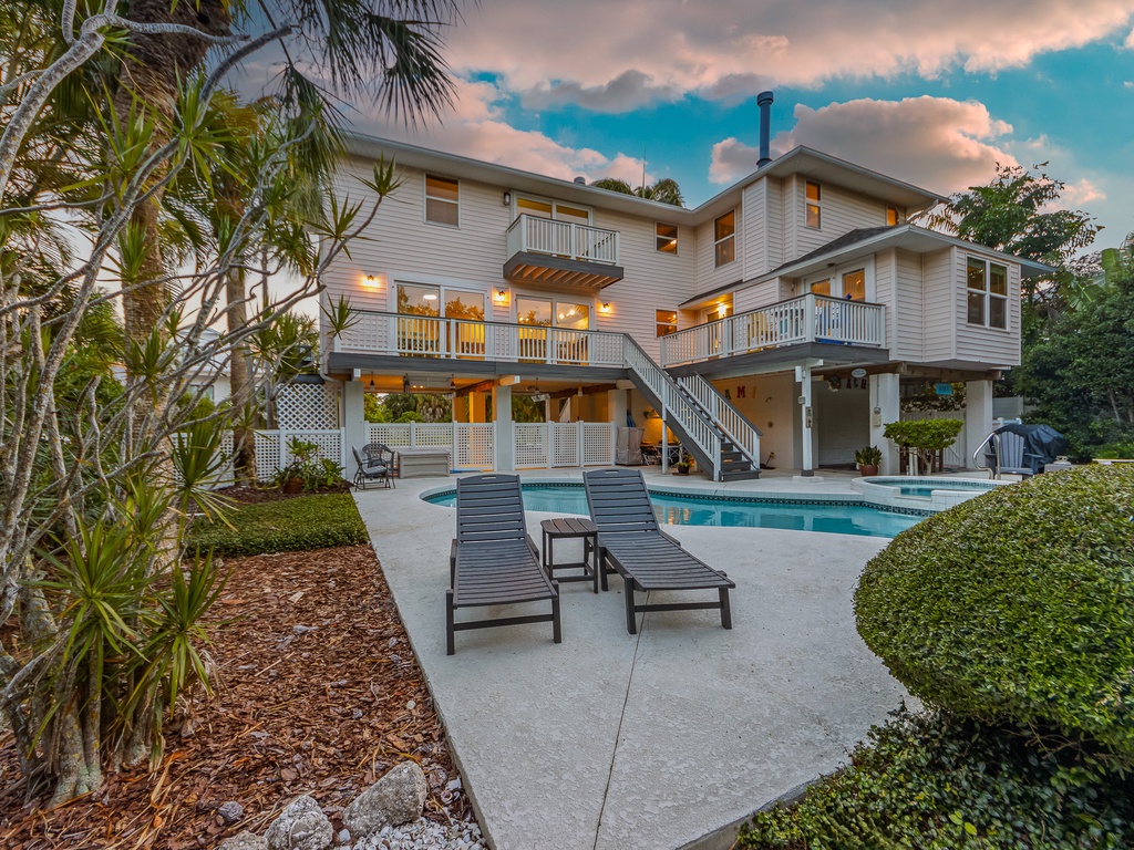 Private pool
