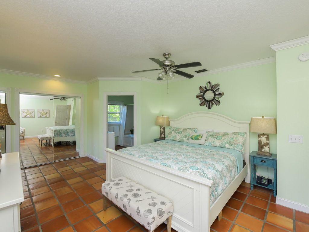 Second Bedroom - King