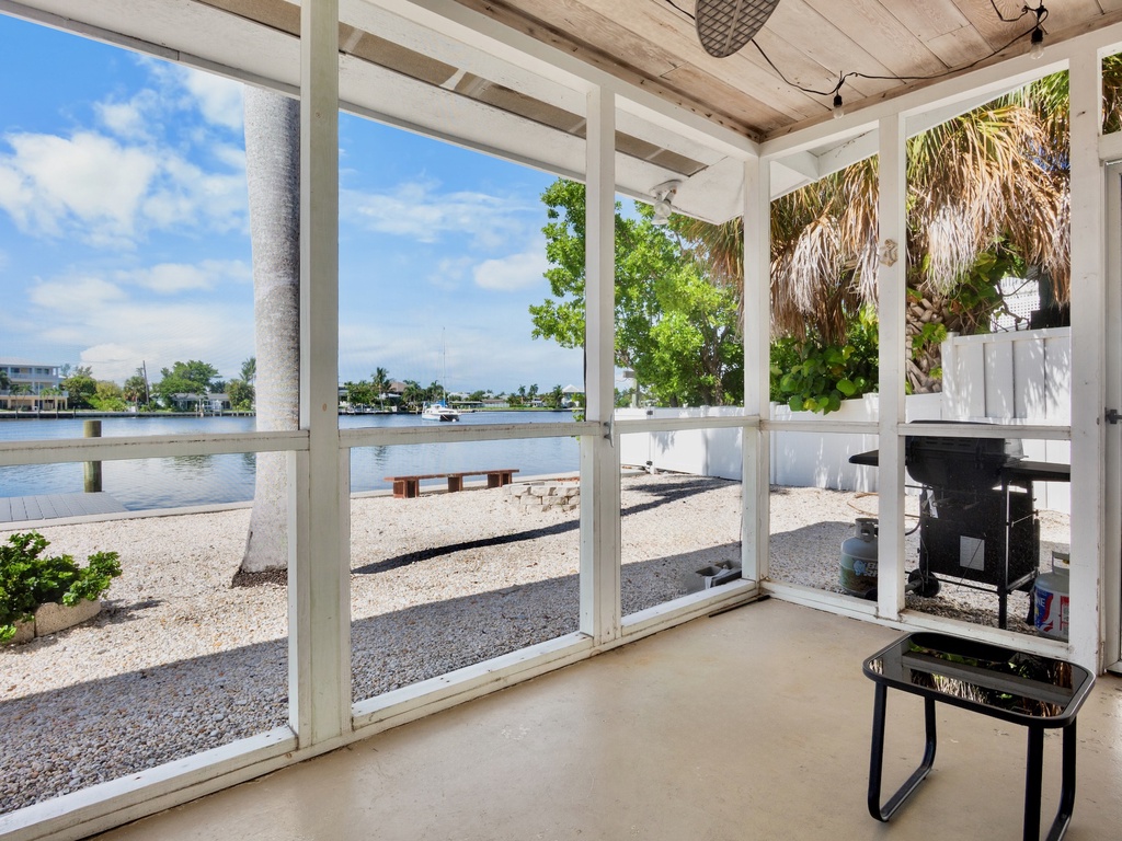 Back Patio, Lounge Area