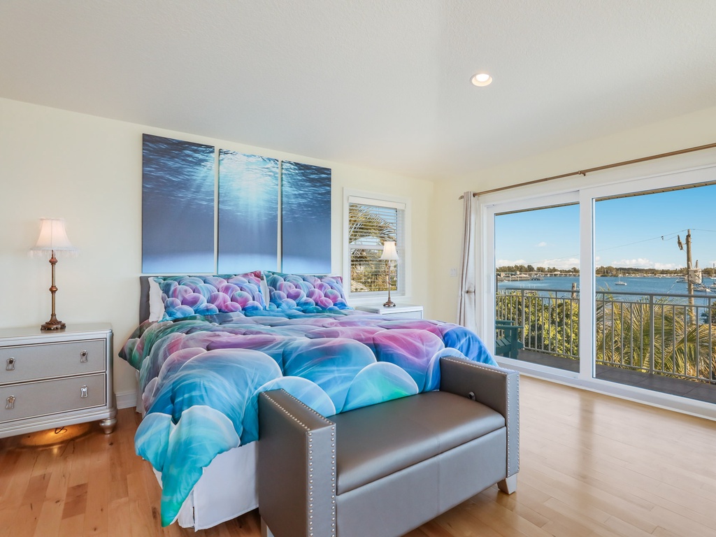 Primary Bedroom, King