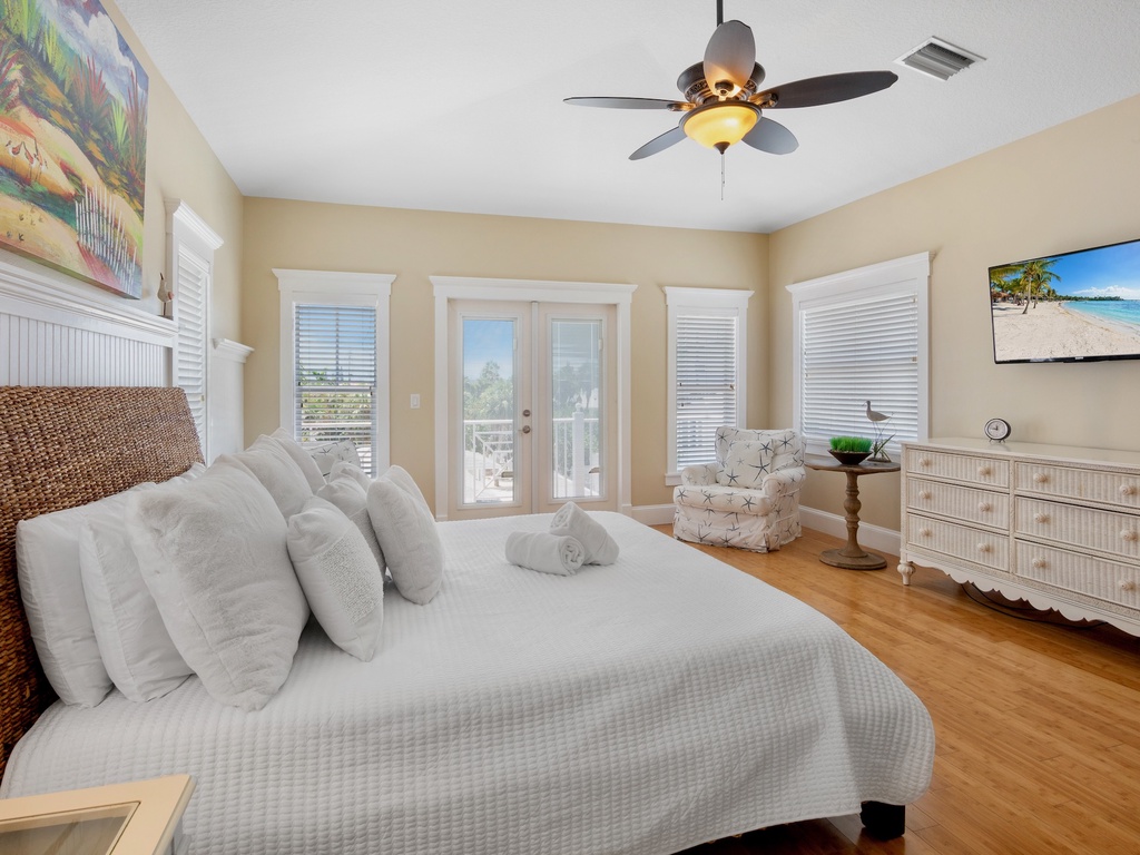 Primary Bedroom, King