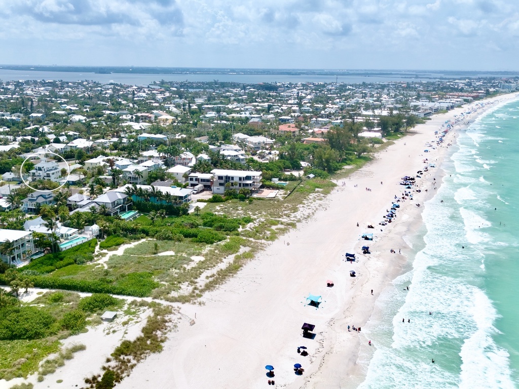 Aerial View - La Dolce Vita by AMI Locals