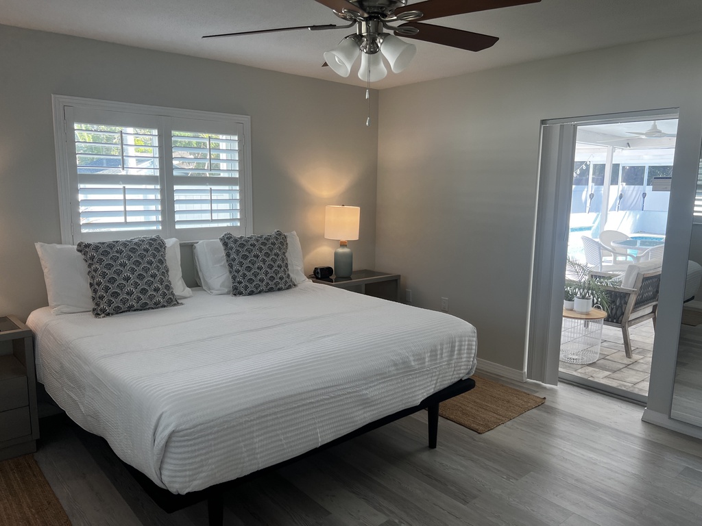 Mermaid Dreams-AMI Locals