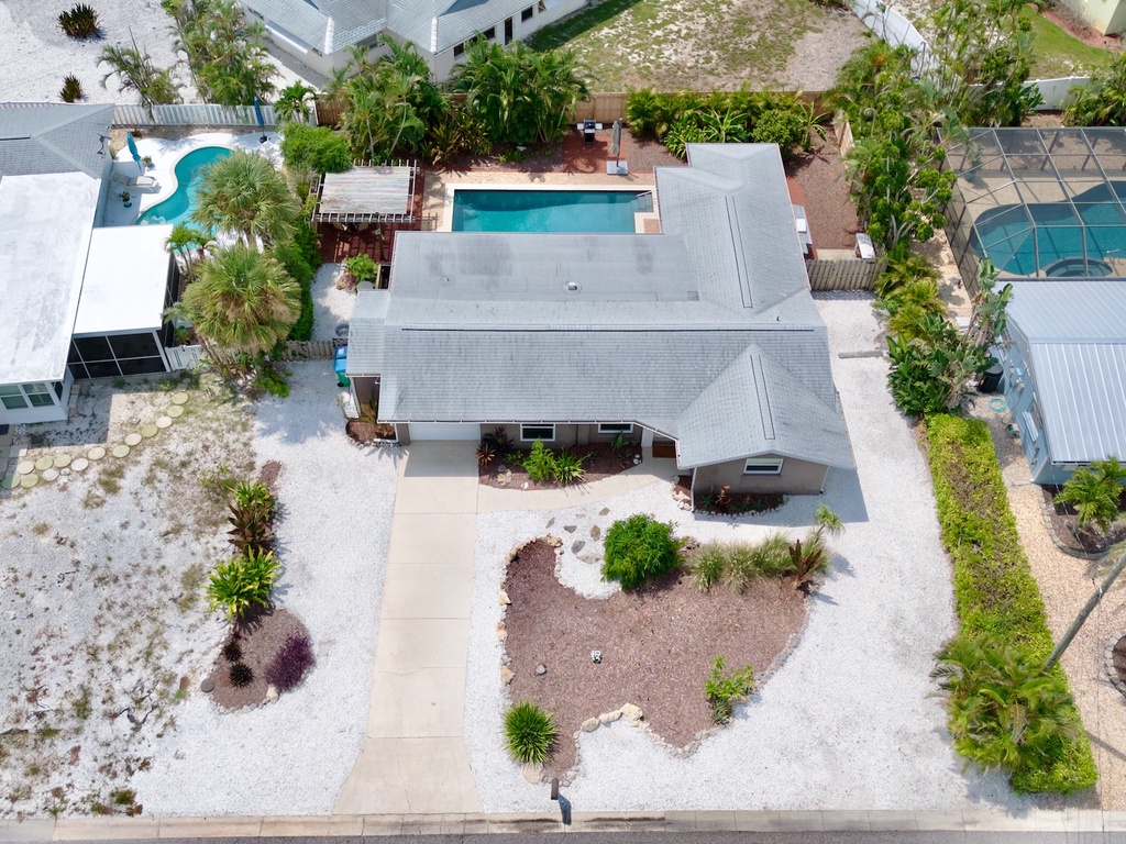 Retreat Royale by Anna Maria Island Accommodations