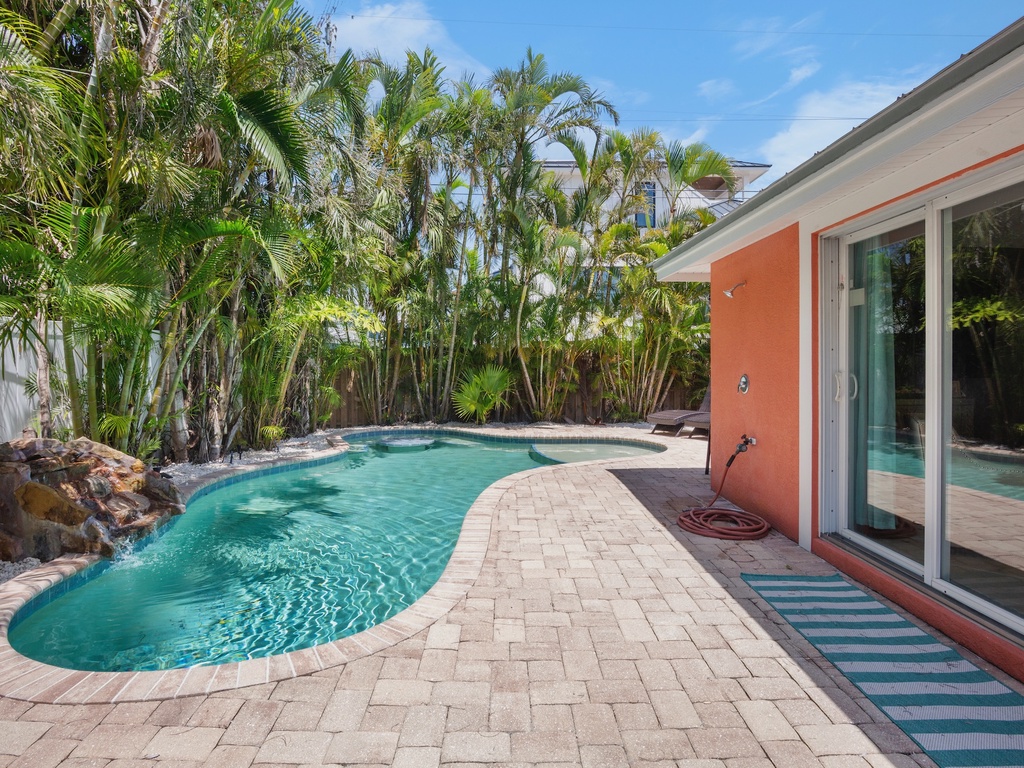 Private Pool, Outdoor Shower
