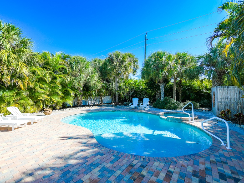 Private Pool and Spa