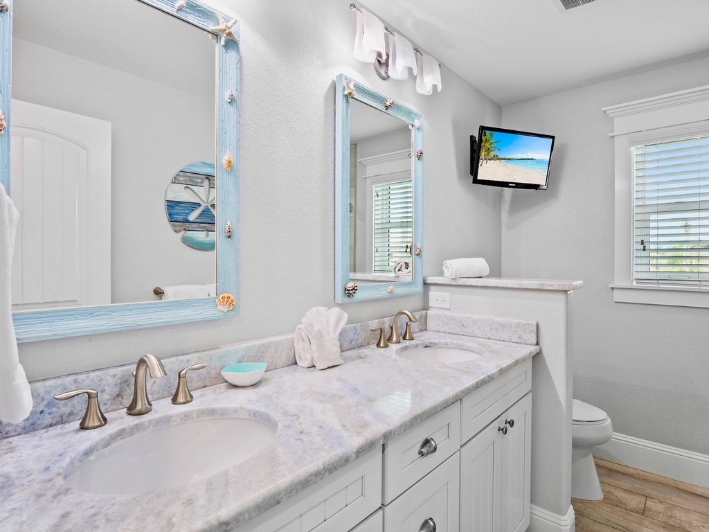 Second Ensuite Bathroom