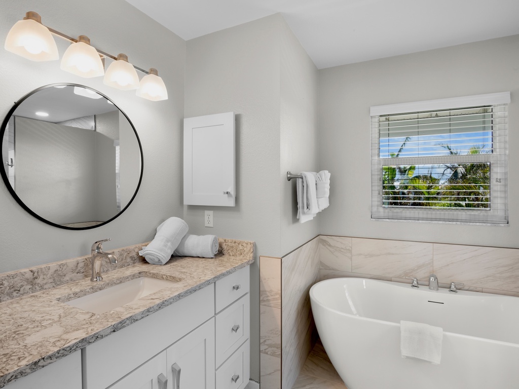 Primary Bathroom, Ensuite