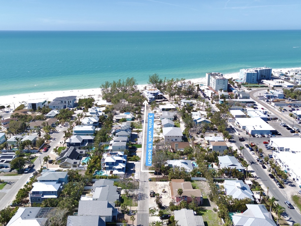 Close to Manatee County Beach