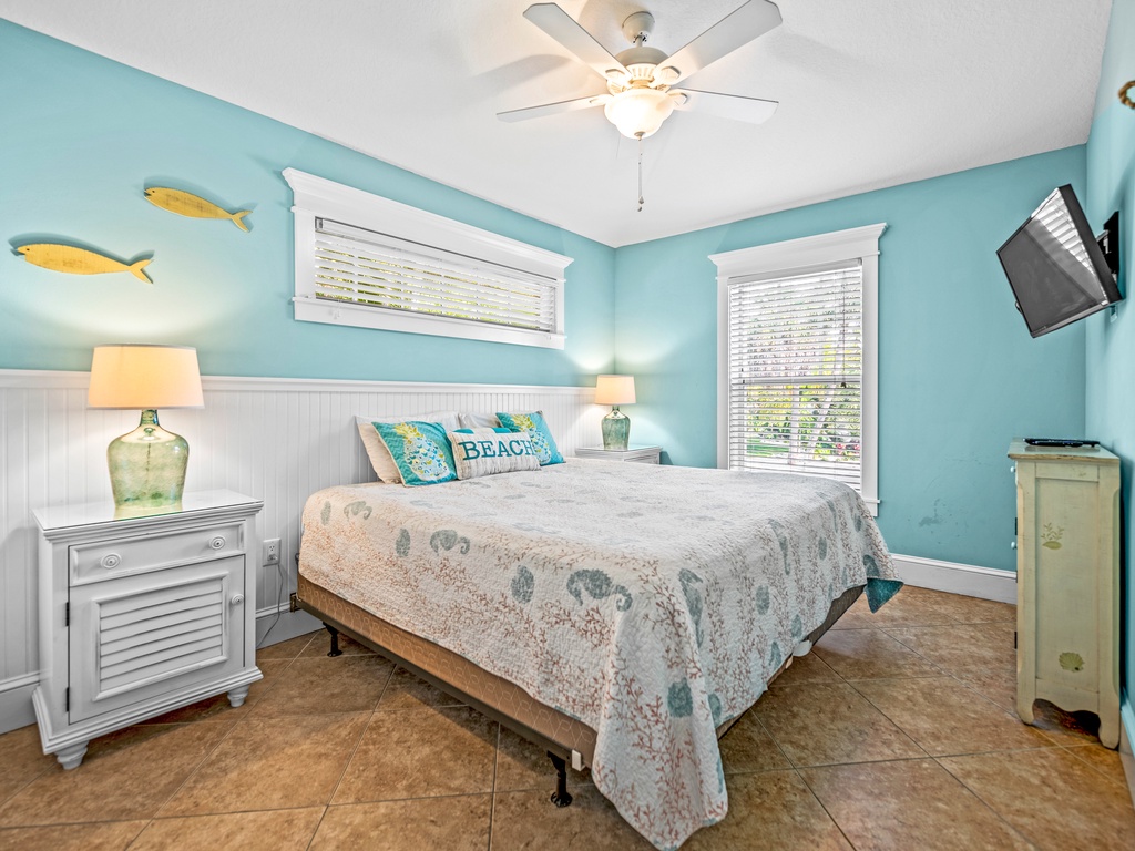 Additional Bedroom - King