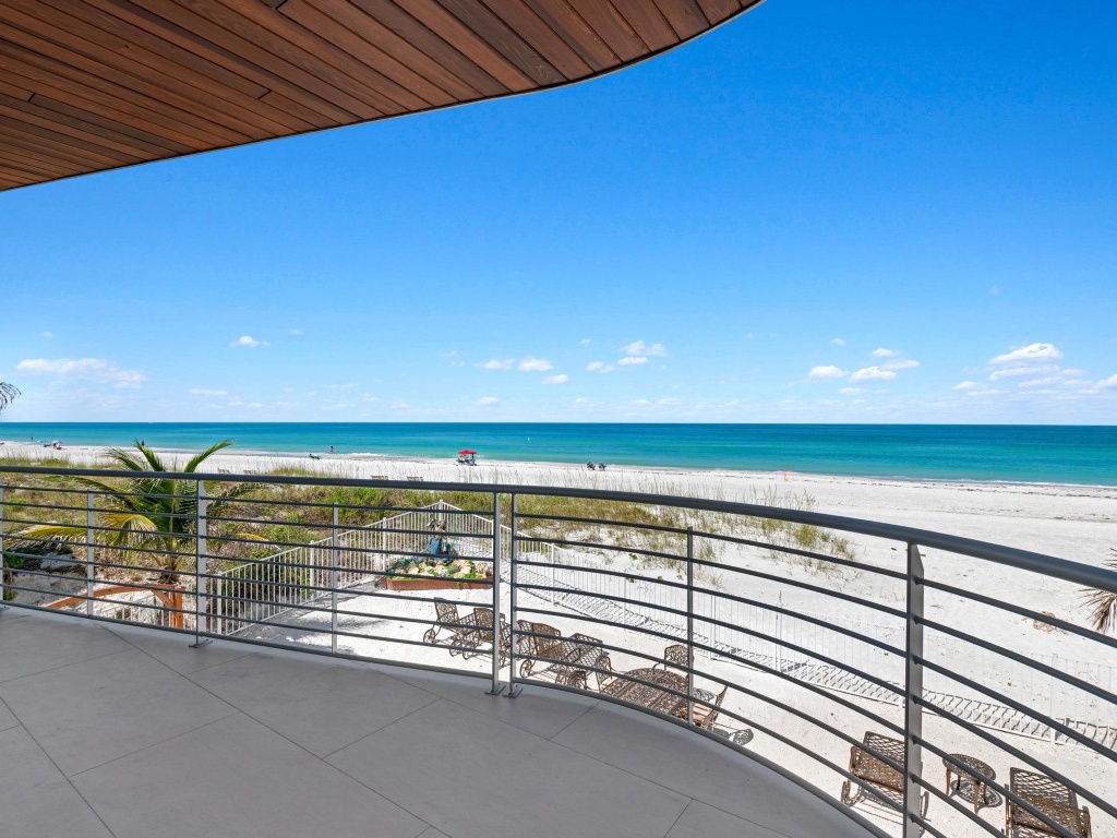 Anna Maria Wave - Anna Maria Accommodations