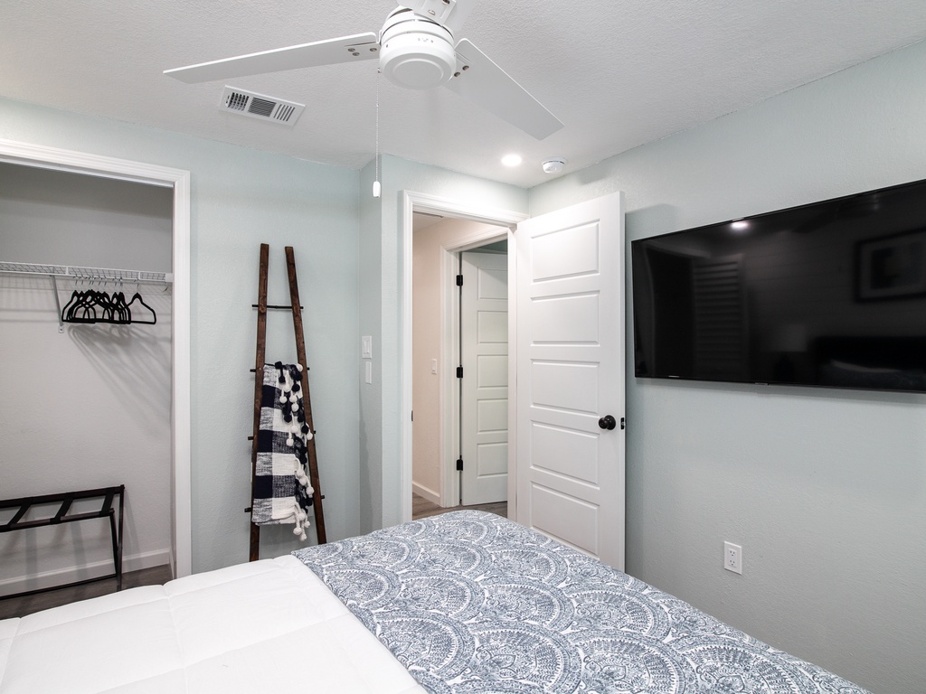 Bedroom 2 Entrance A