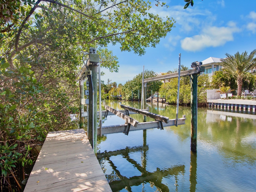 Private boat dock with canal access