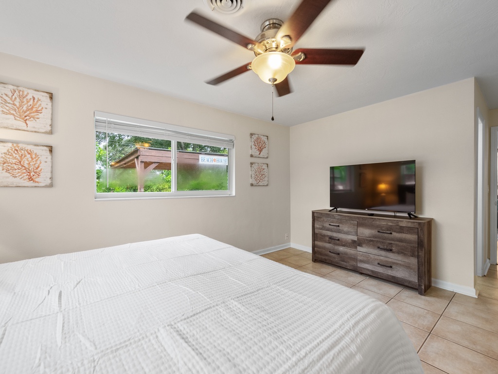 Primary Bedroom - King