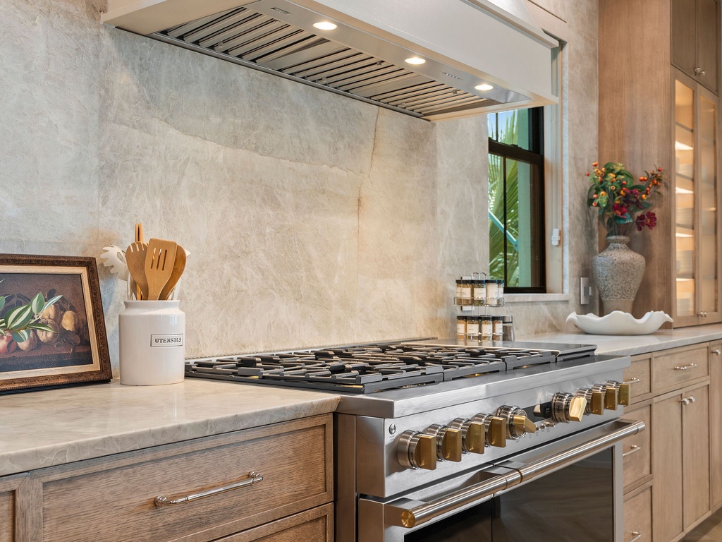 Chef Inspired Kitchen & Oven