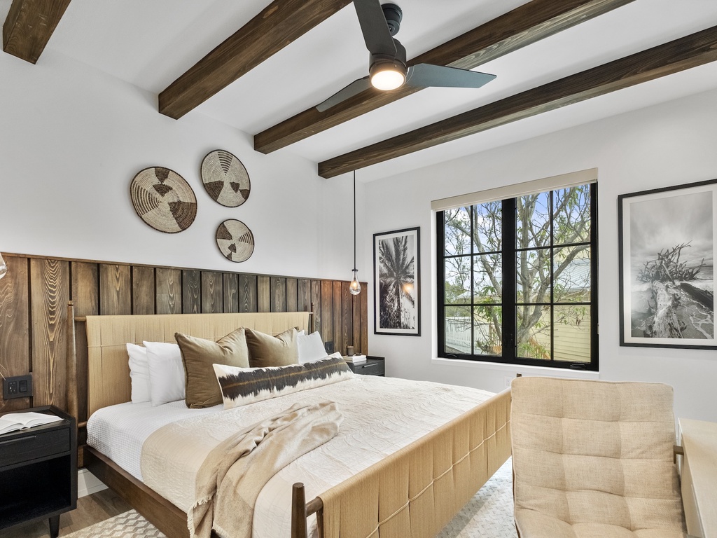 Sixth Bedroom, King