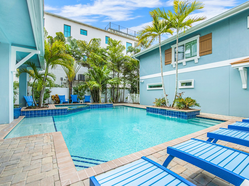 Private Pool