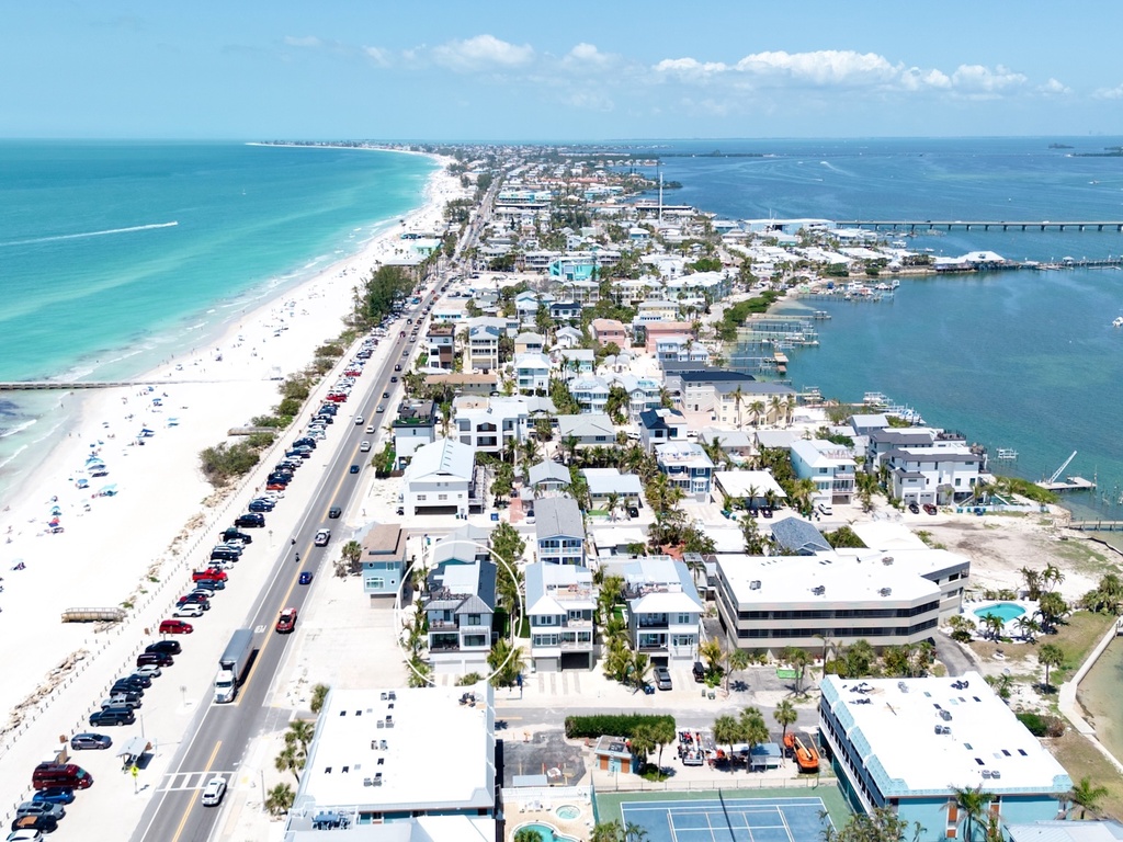 Prime Location Near the Beach