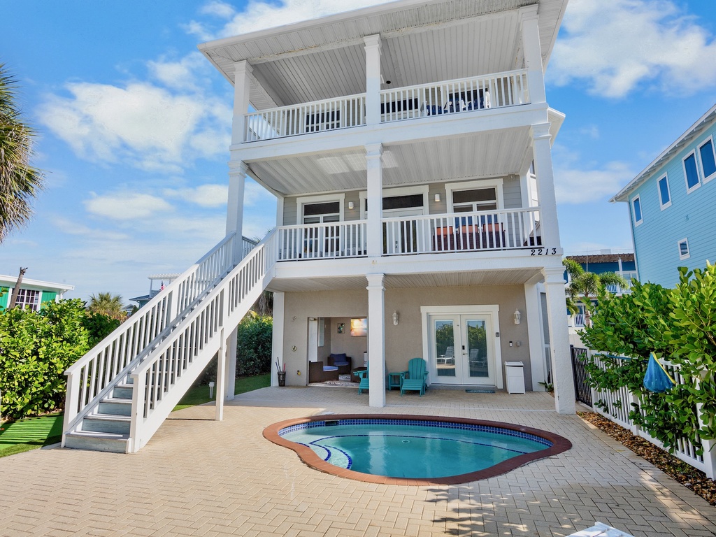 Heavenly Sunset by AMI Locals