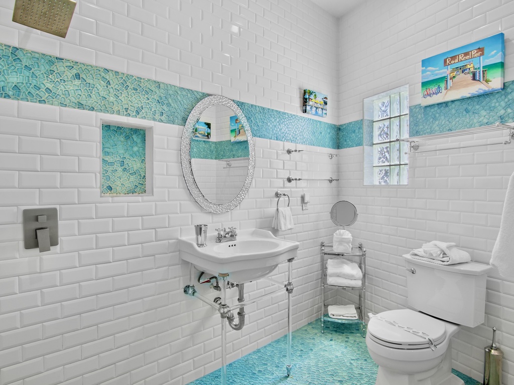 Second Bathroom, Ensuite