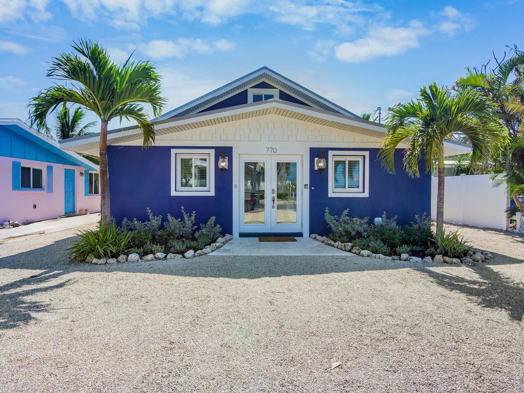 Front view of the property