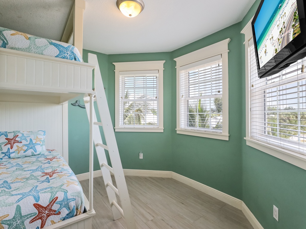 Double-Level Cozy Bunks