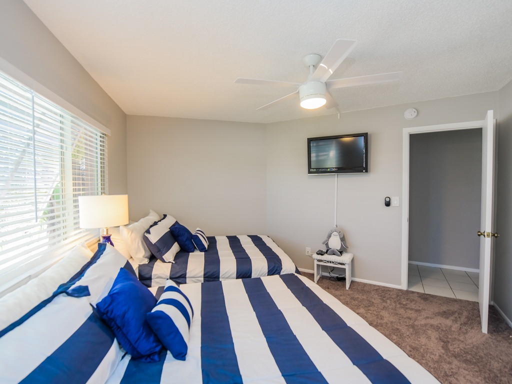 Additional Bedroom - Two Twins