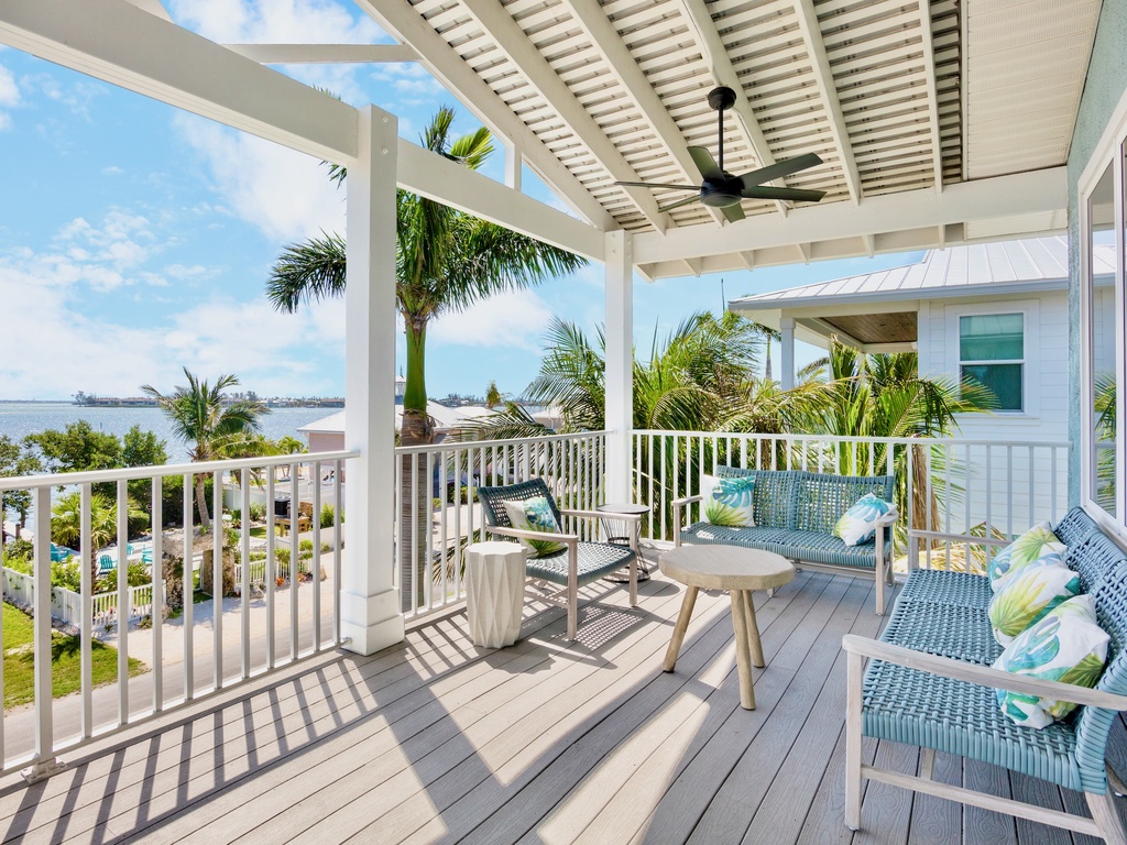 Balcony, Lounge Area