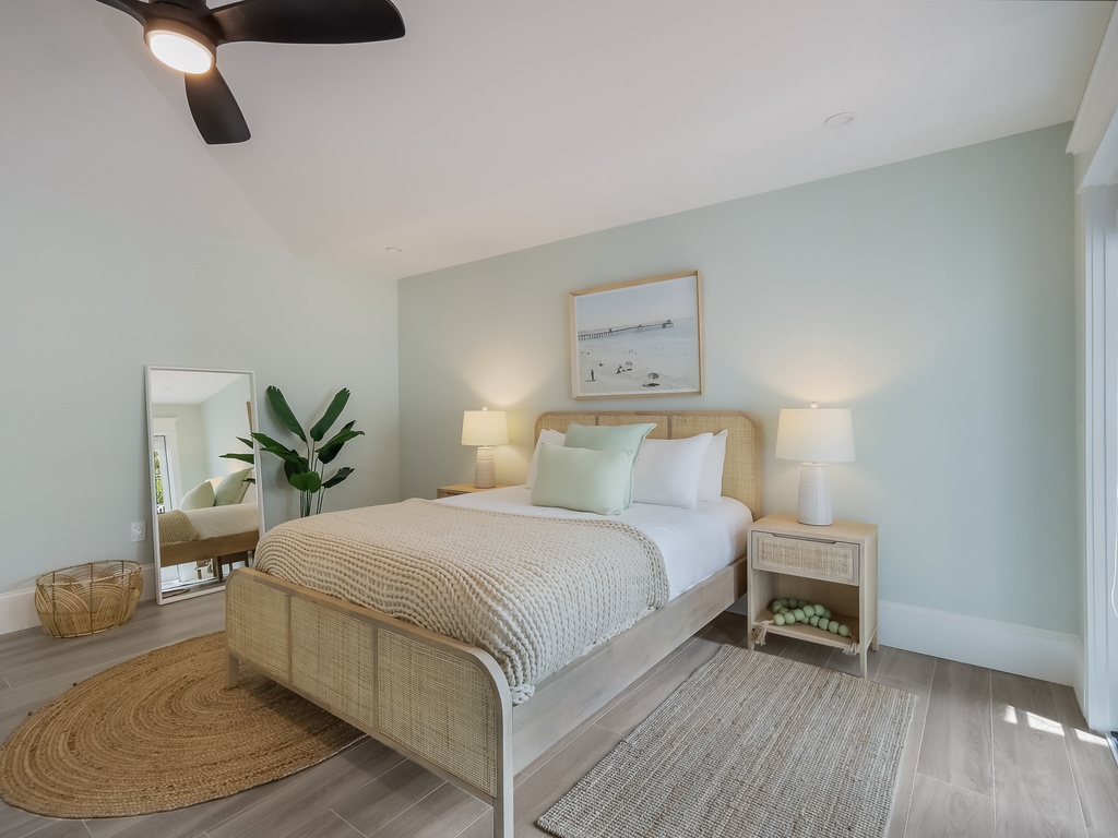 Fourth Bedroom - Queen