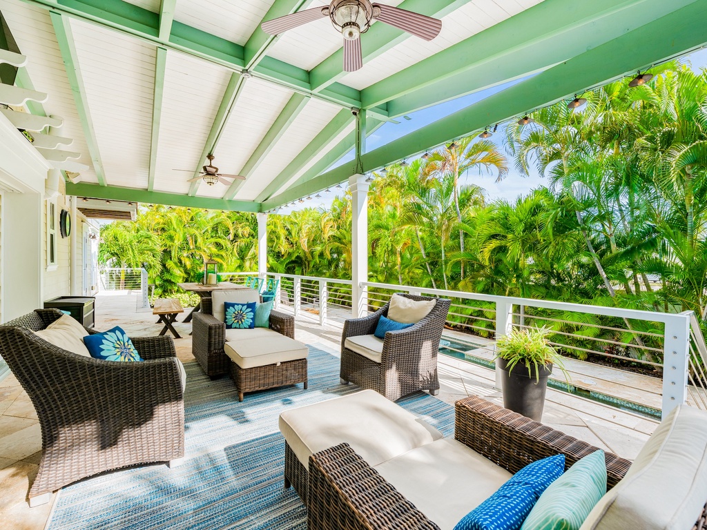 Outdoor Lounge Area with Tropical Views