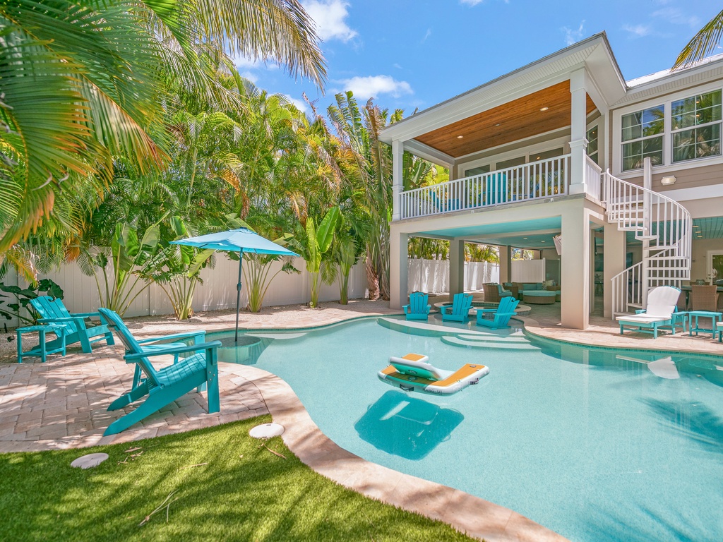 Private Pool and Spa