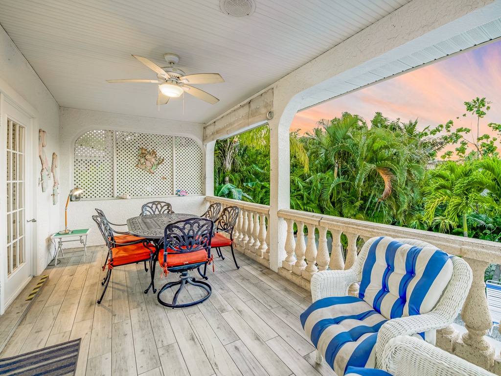 Outdoor Dining Area