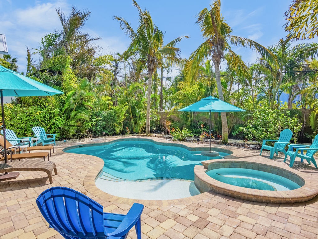 Private Pool and Spa